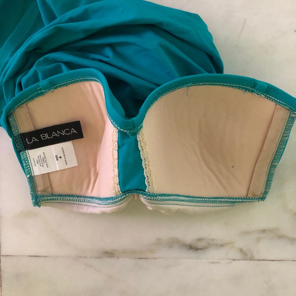 LA BLANCA swimsuit one piece. - Picture 5 of 6